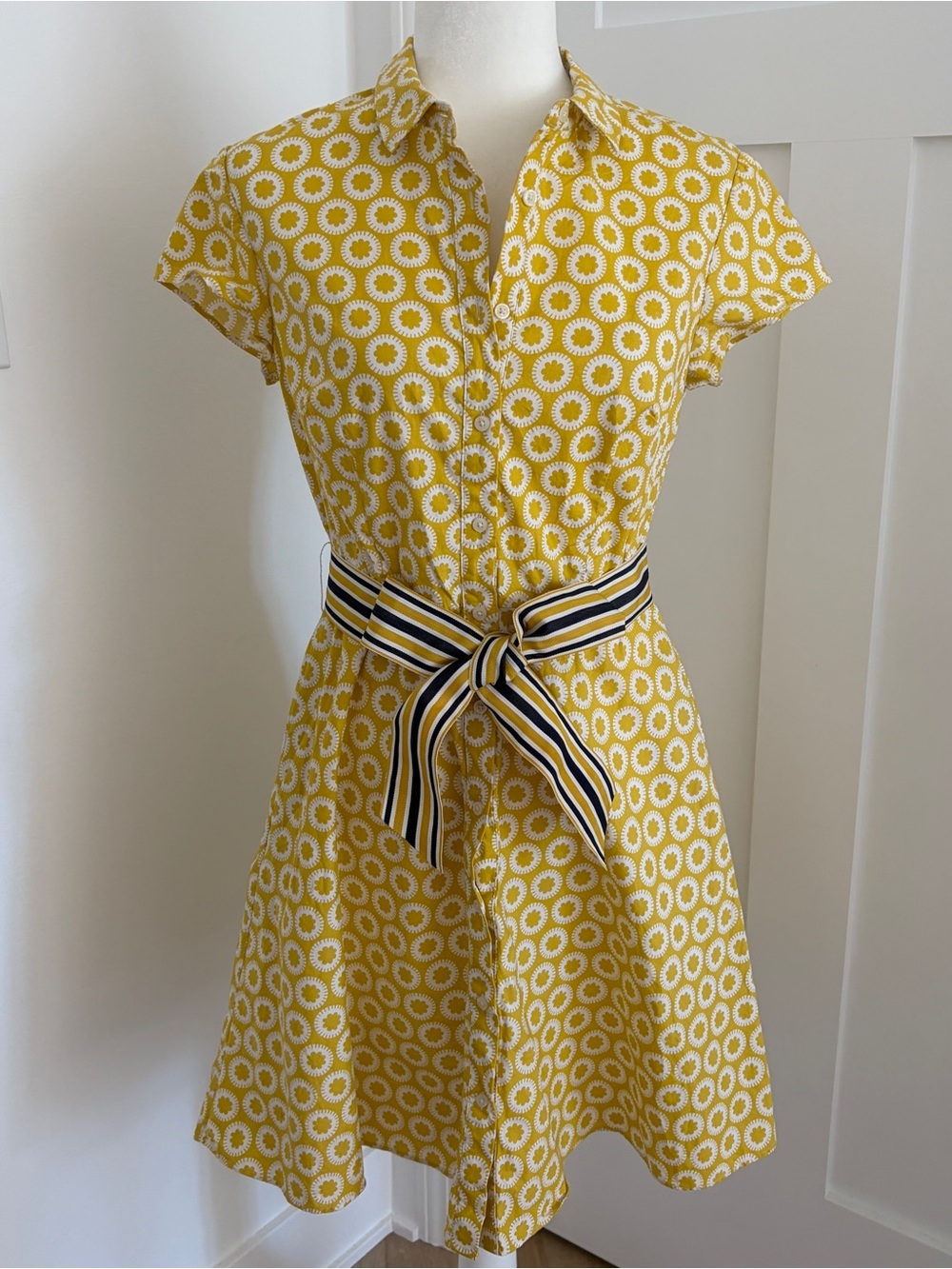 Boden Women’s Size 6 Mustard Yellow Floral Shirt Dress Belted Cotton Retro*27